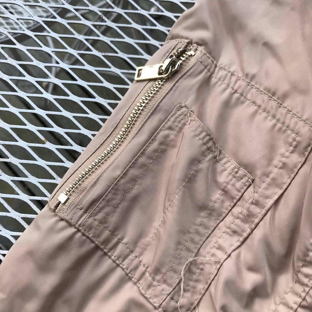 H&M light jacket - Picture 2 of 3